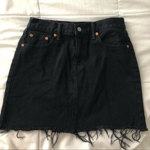 Levi’s Denim Skirt ❌SOLD❌